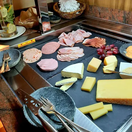 St. Georg Szálloda Zell am See