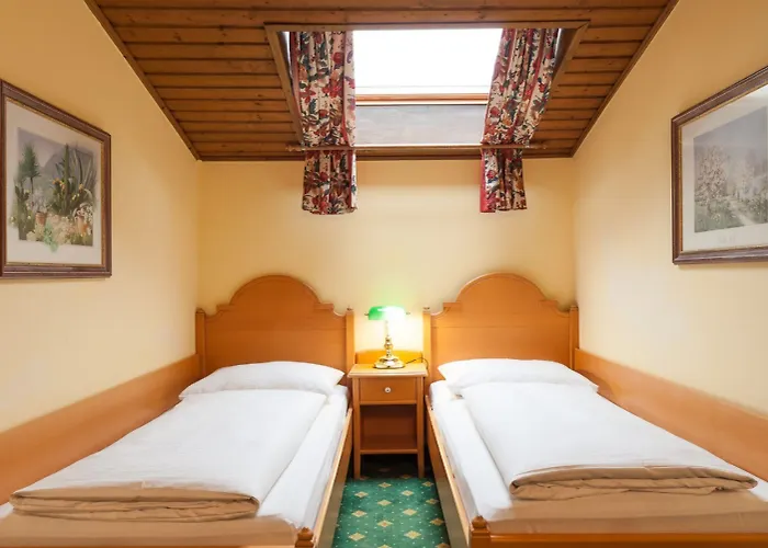 St. Georg 滨湖采尔